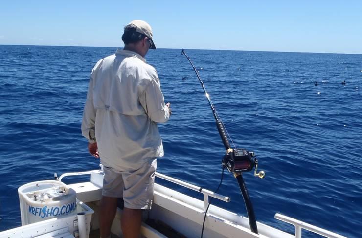 Electric Boogaloo - Fishing 400 Metres Deep