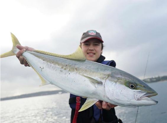 Light equals Squid equals Kingfish fishing photo 3