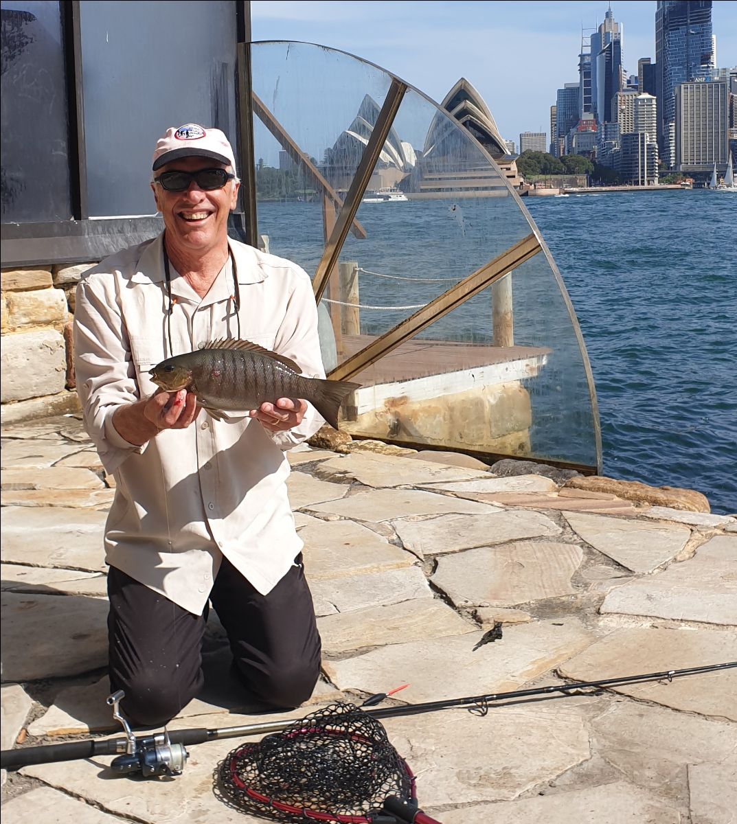 Quick and easy way to catch dinner in Sydney Harbour fishing photo 7