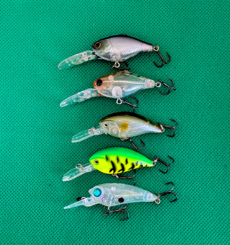 Five pre-owned bream and whiting hardbody fishing lures